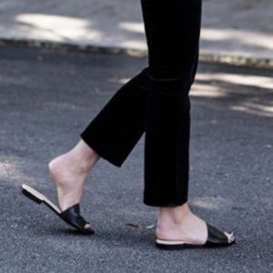 New Saks Fifth Avenue Black Leather Slide Sandals
